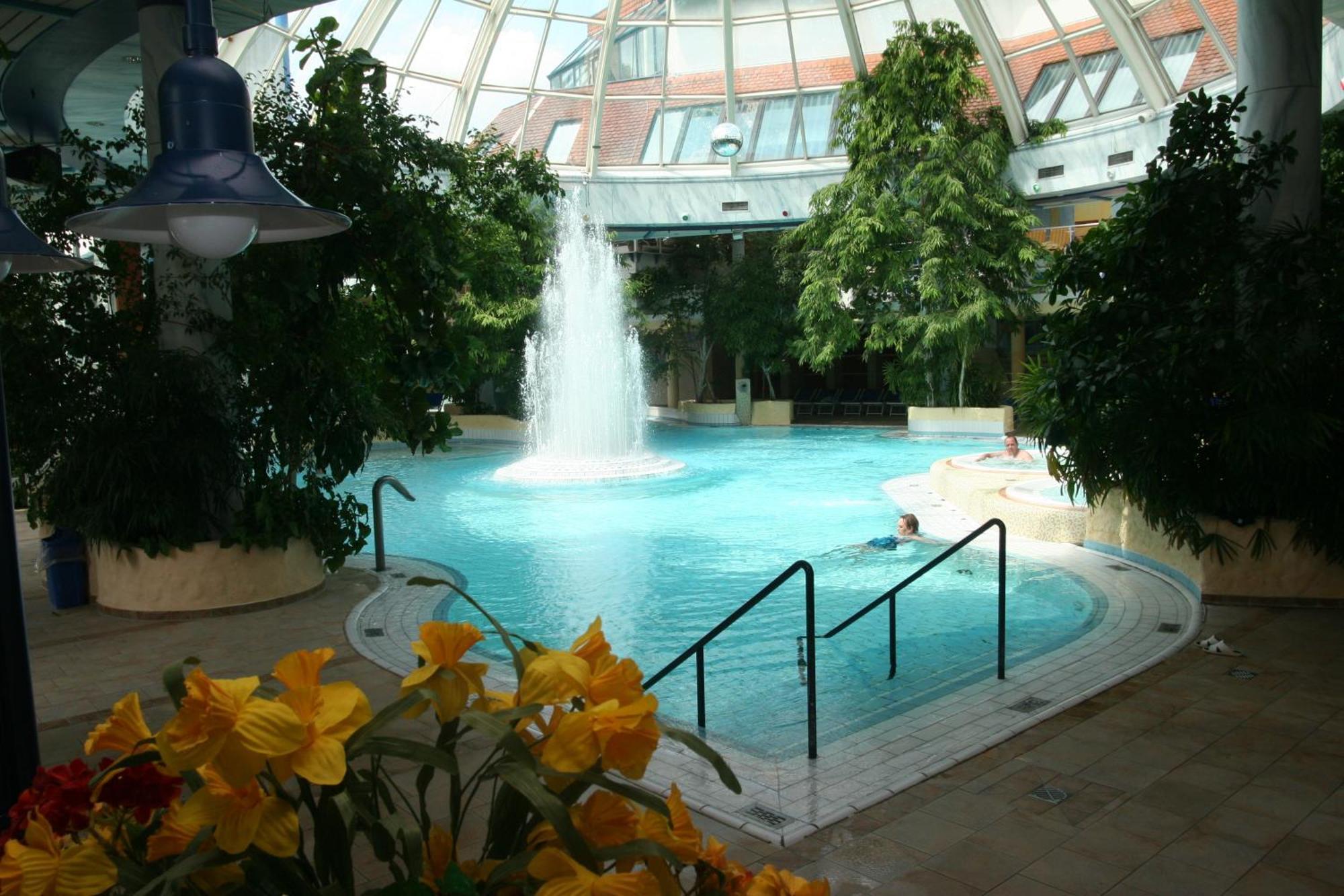 Vital Hotel Westfalen Therme Wellness Resort & Spa Bad Lippspringe Dış mekan fotoğraf