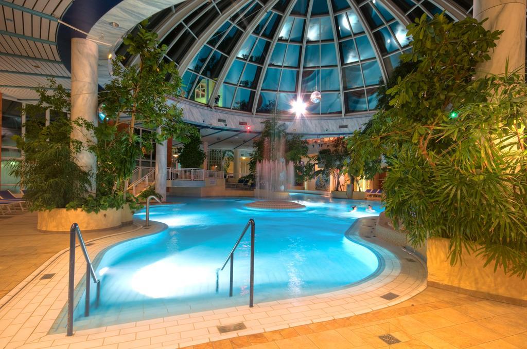 Vital Hotel Westfalen Therme Wellness Resort & Spa Bad Lippspringe Dış mekan fotoğraf